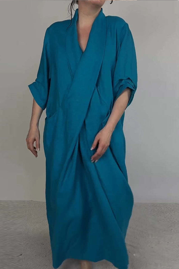 Aiya | Robe minimaliste élégante avec poche et décolleté en V
