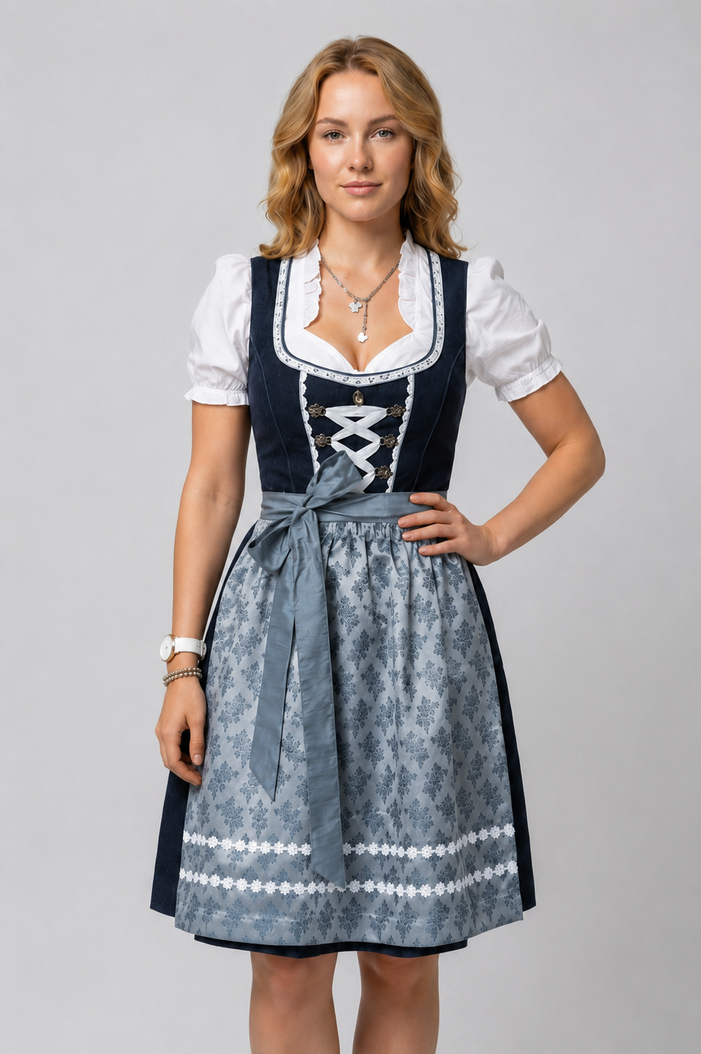 EB | Robe Dirndl Bavaroise Classique pour Fêtes