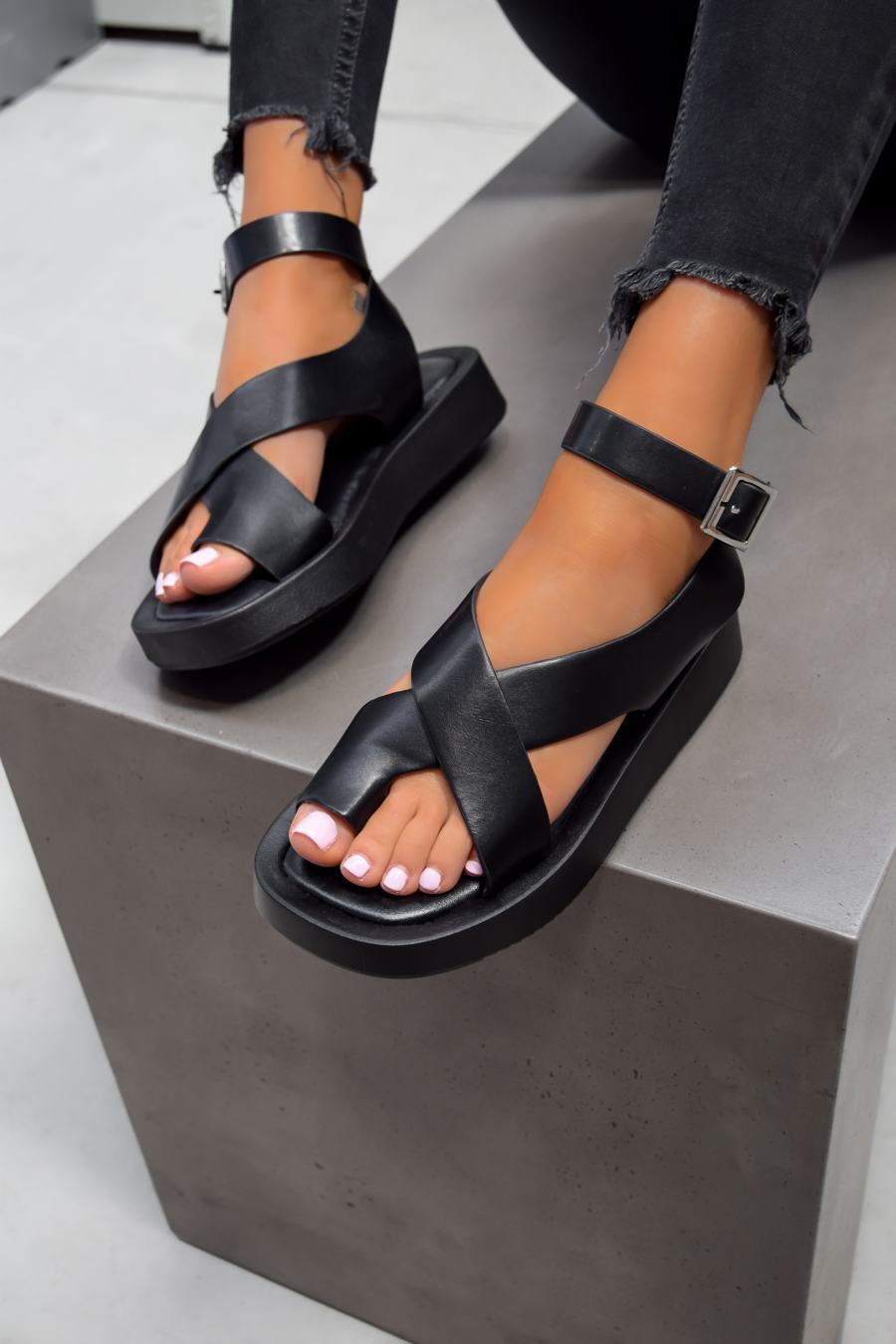 Shanah | Sandales tendance au charme antique