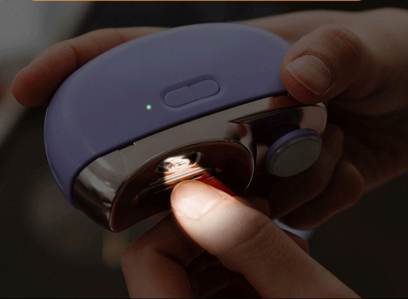LuxiNail Coupe-ongles Automatisé | Outil automatique et poli pour une manucure parfaite