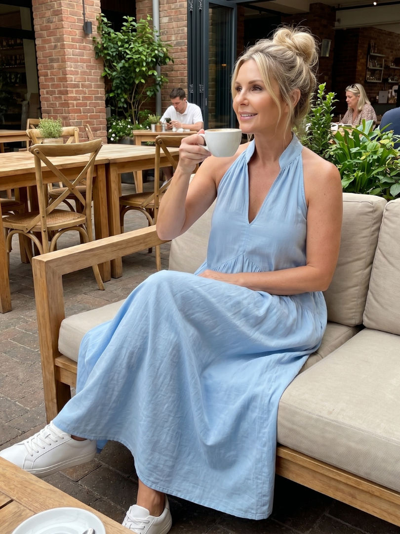 Adelina | Robe Midi Silhouette Fluide à Col Halter