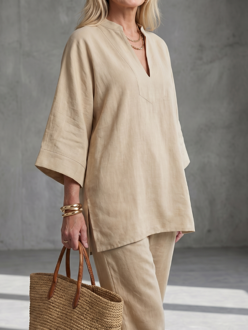 Georgiana | Ensemble tunique à col V et pantalon froncé