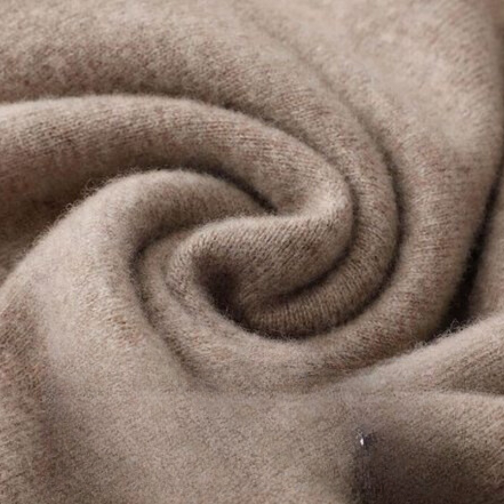 Pull V en Cachemire Luxe pour Hommes – Doux, Élégant et Respirant