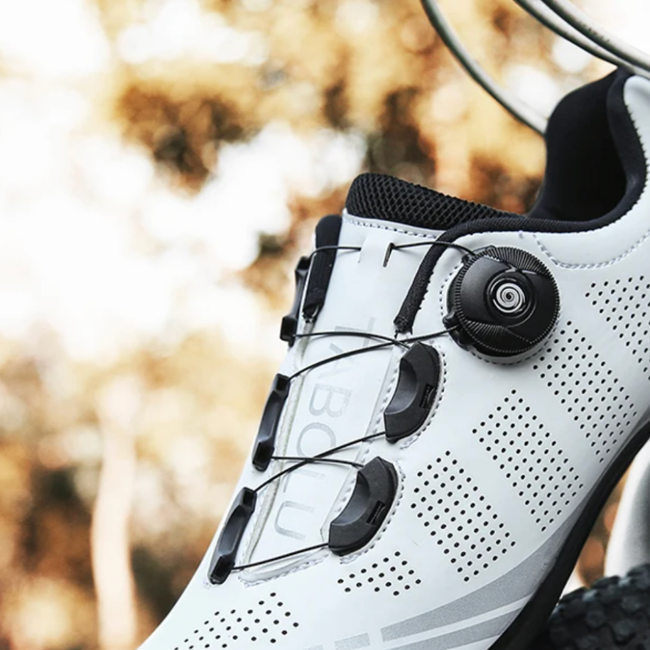 Chaussures de vélo orthopédiques pour le confort et la performance