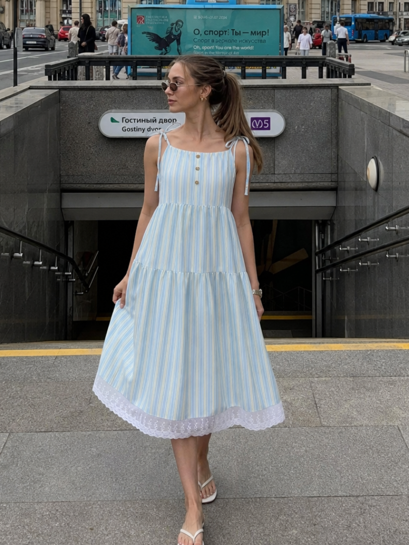 Nathalia | Robe midi à bretelles nouées sans manches avec motif rayé
