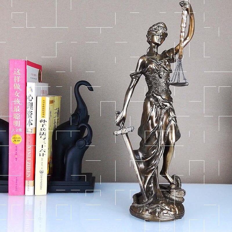 Statue décorative de la Déesse de la Justice