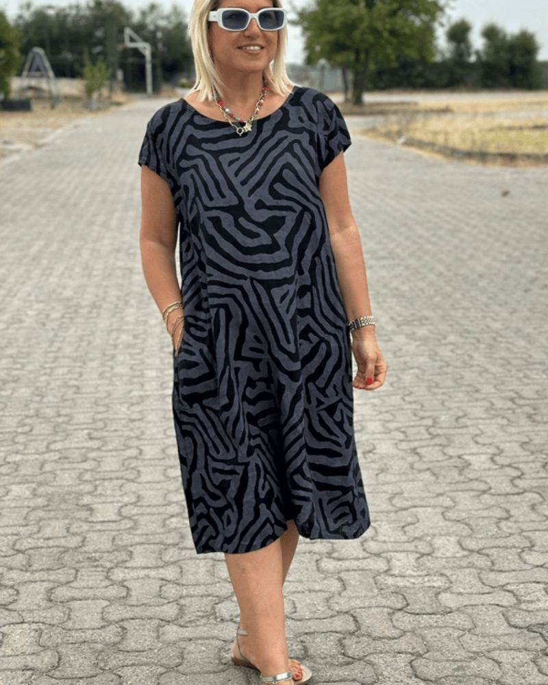 Hallie | robe d'été élégante avec col rond et joli imprimé