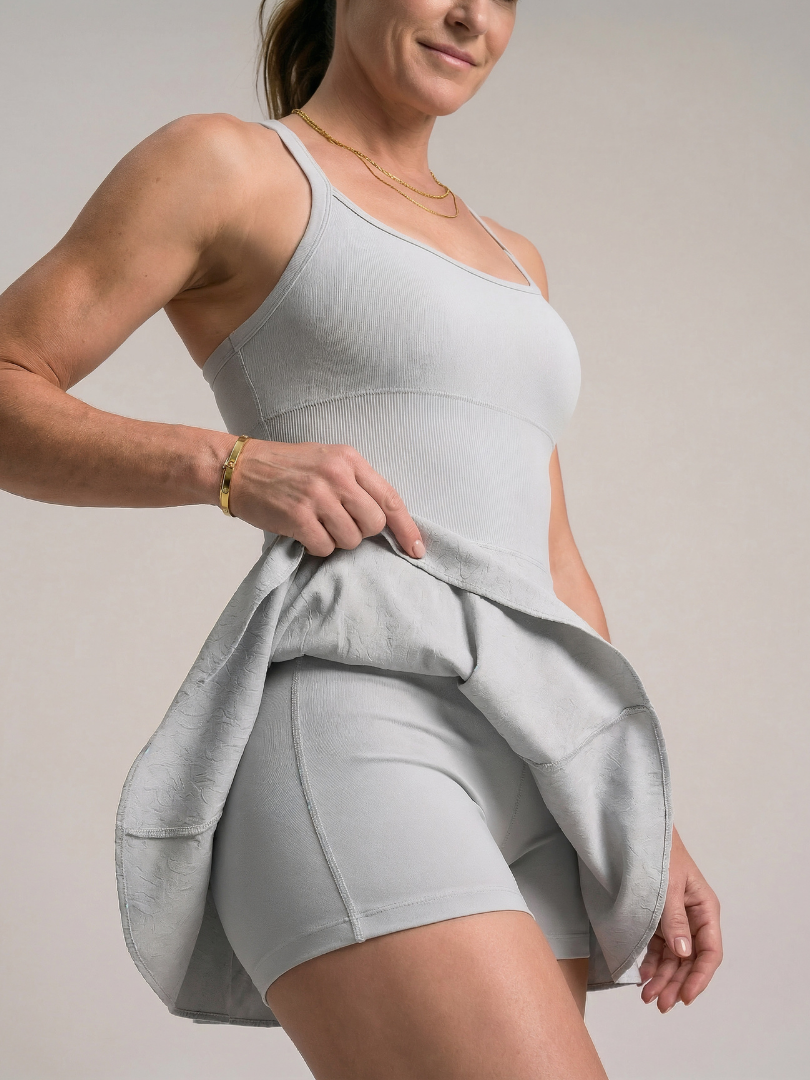 Zerelle | Robe de tennis à dos nu
