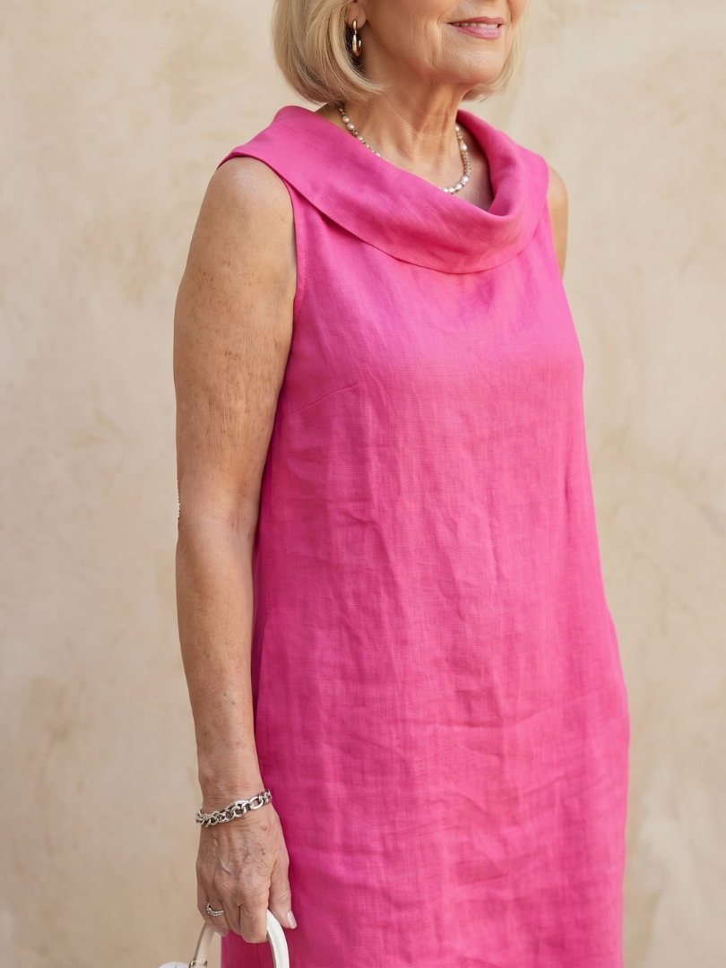 Vienne | Robe sans manches à encolure douce et plissée, longueur genou