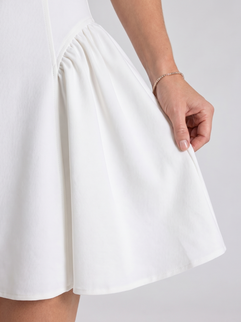 Felicity | Robe Mini à Jupe Évasée Sans Manches