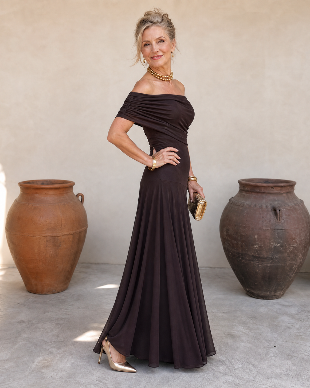 Valerinne | Robe Maxi Fluide avec Corsage Drapé et Épaules Nues