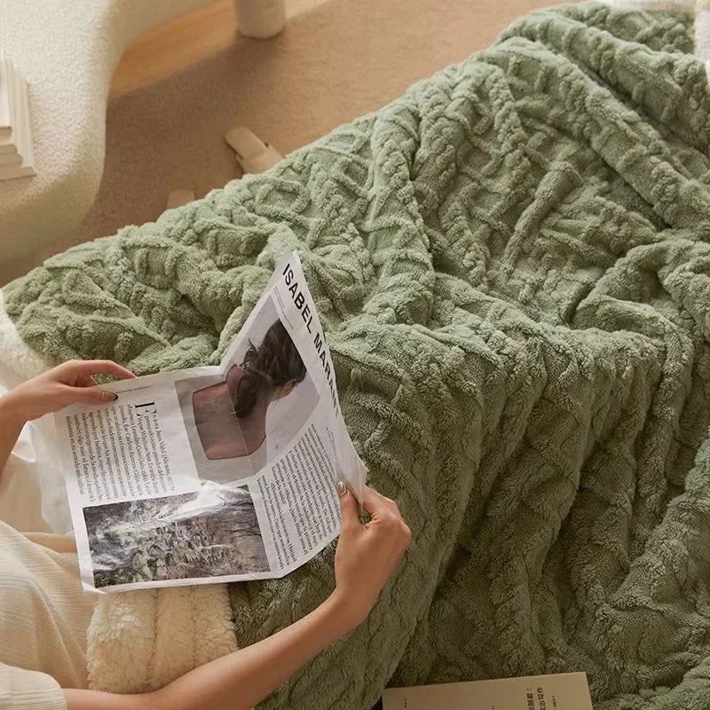 Couverture en Fleece d'Hiver en Laine d'Agneau Épais - LuxyCozy