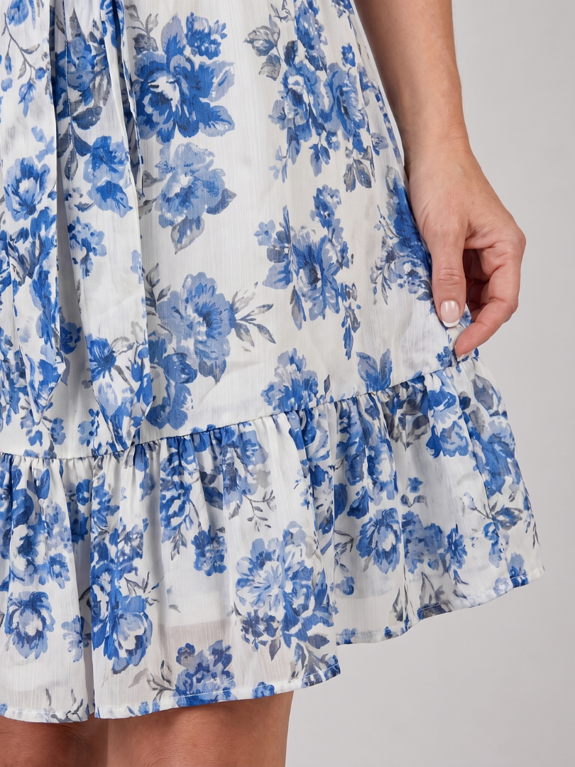 Murree | Robe à encolure halter avec ourlet volanté, longueur genou