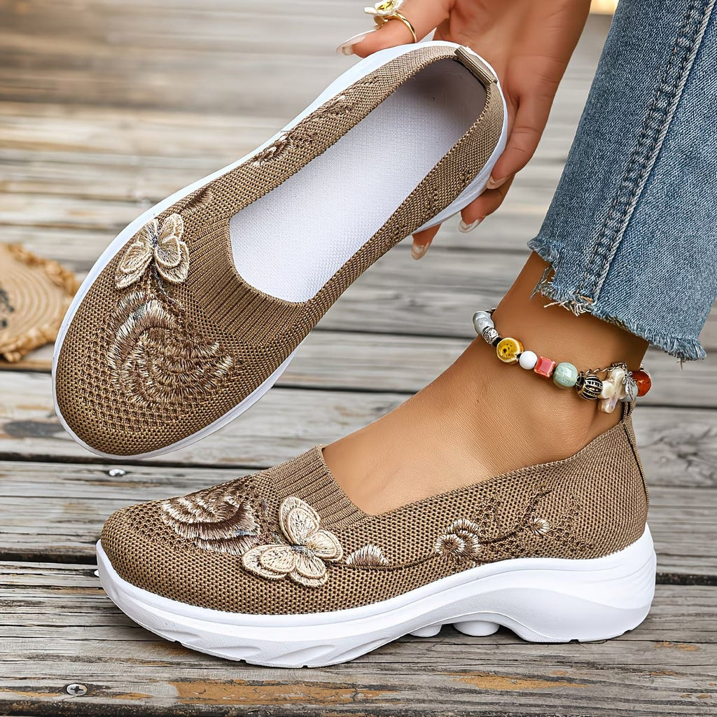 Lavinia | Mocassins brodés avec détail en papillon