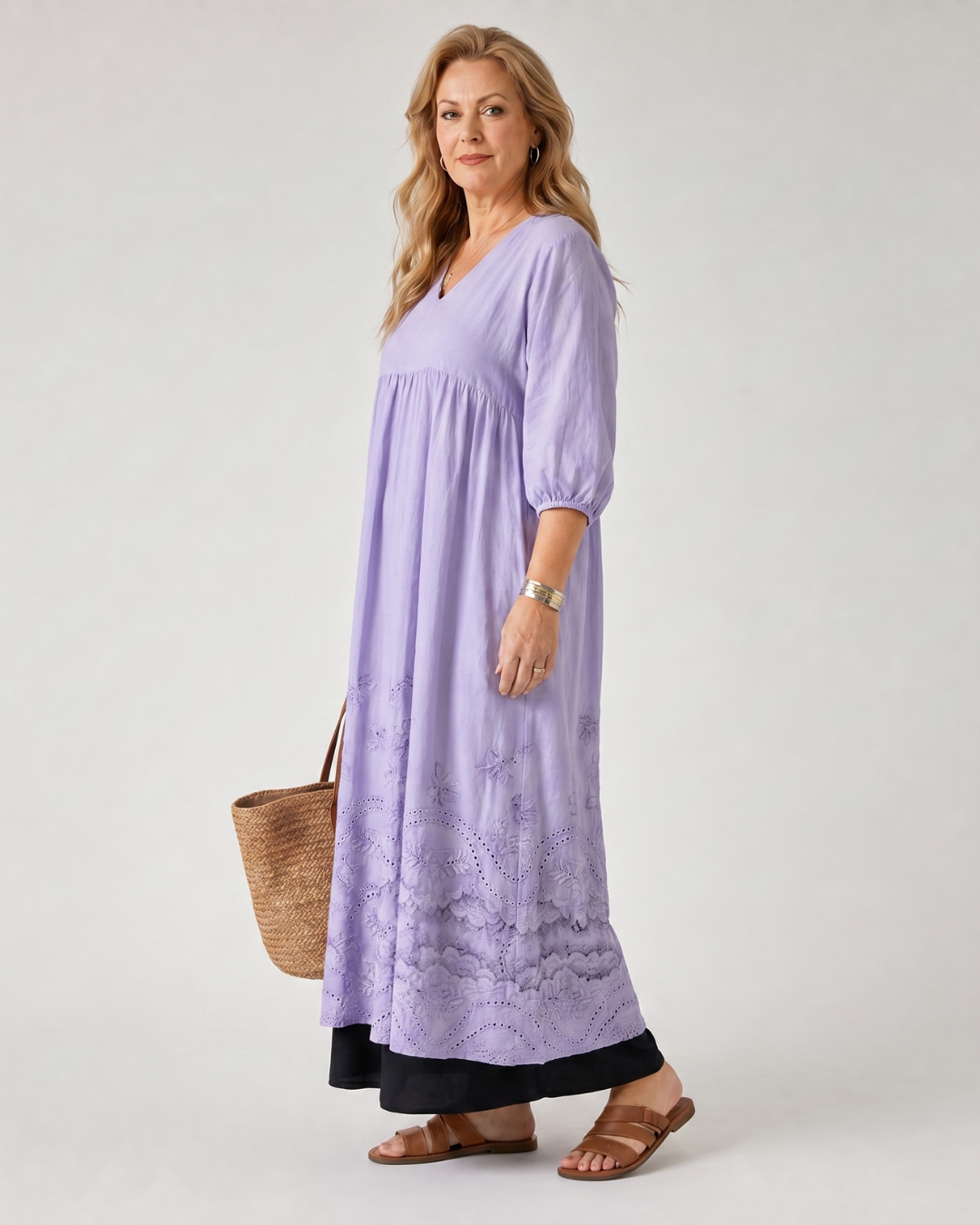 Evelene | Robe midi à poches avec ourlet brodé