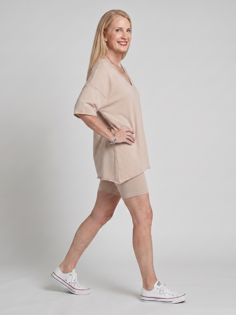 Lucinda | Haut à Col V et Ensemble de Shorts Détendu