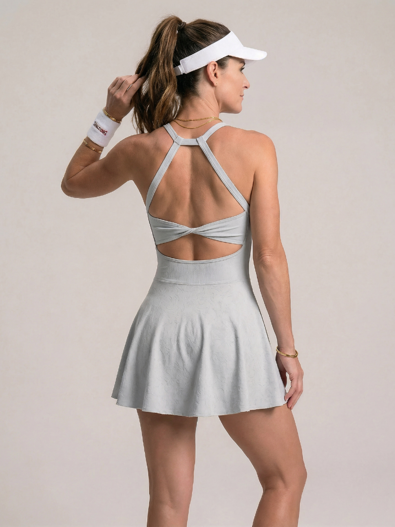 Zerelle | Robe de tennis à dos nu