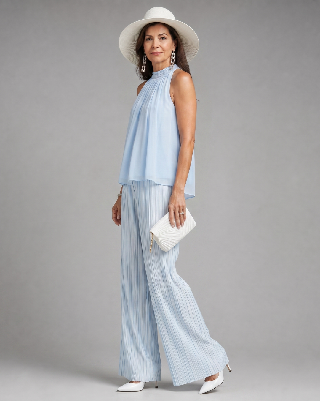 Sylmara | Haut fluide à col halter et ensemble de pantalons larges plissés