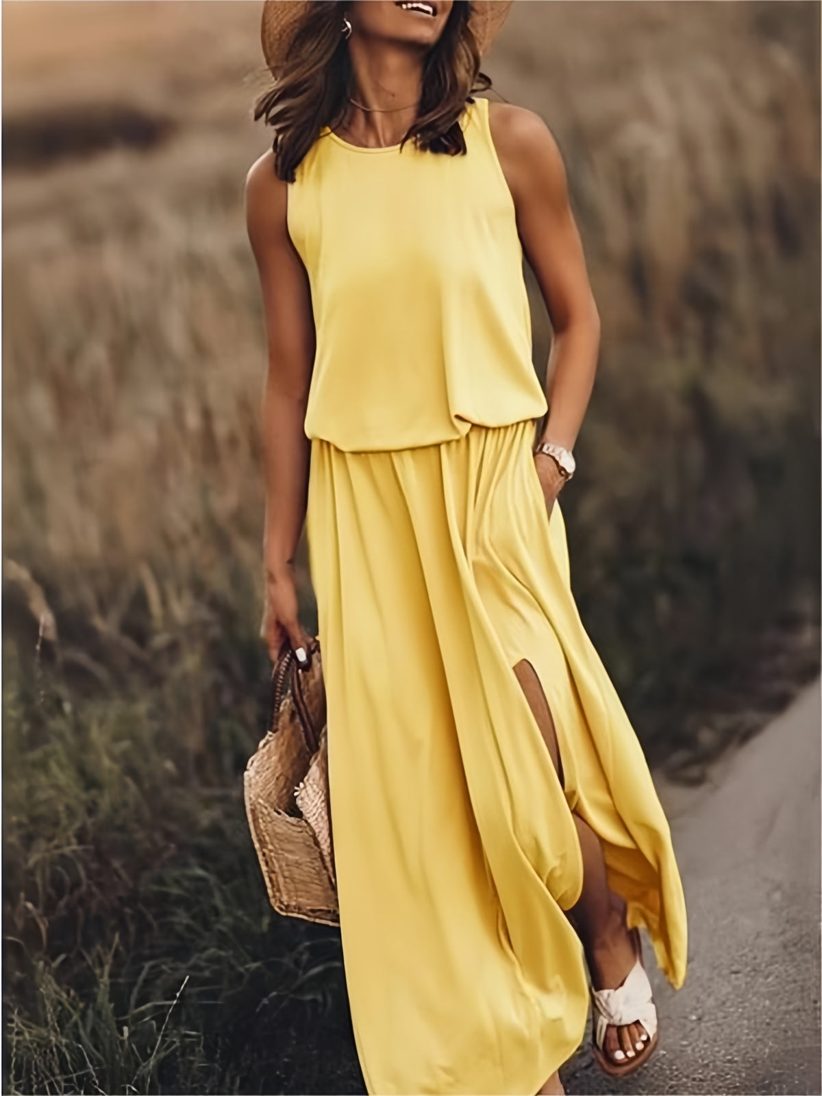 ROSALIA – ROBE SANS MANCHES LONGUE