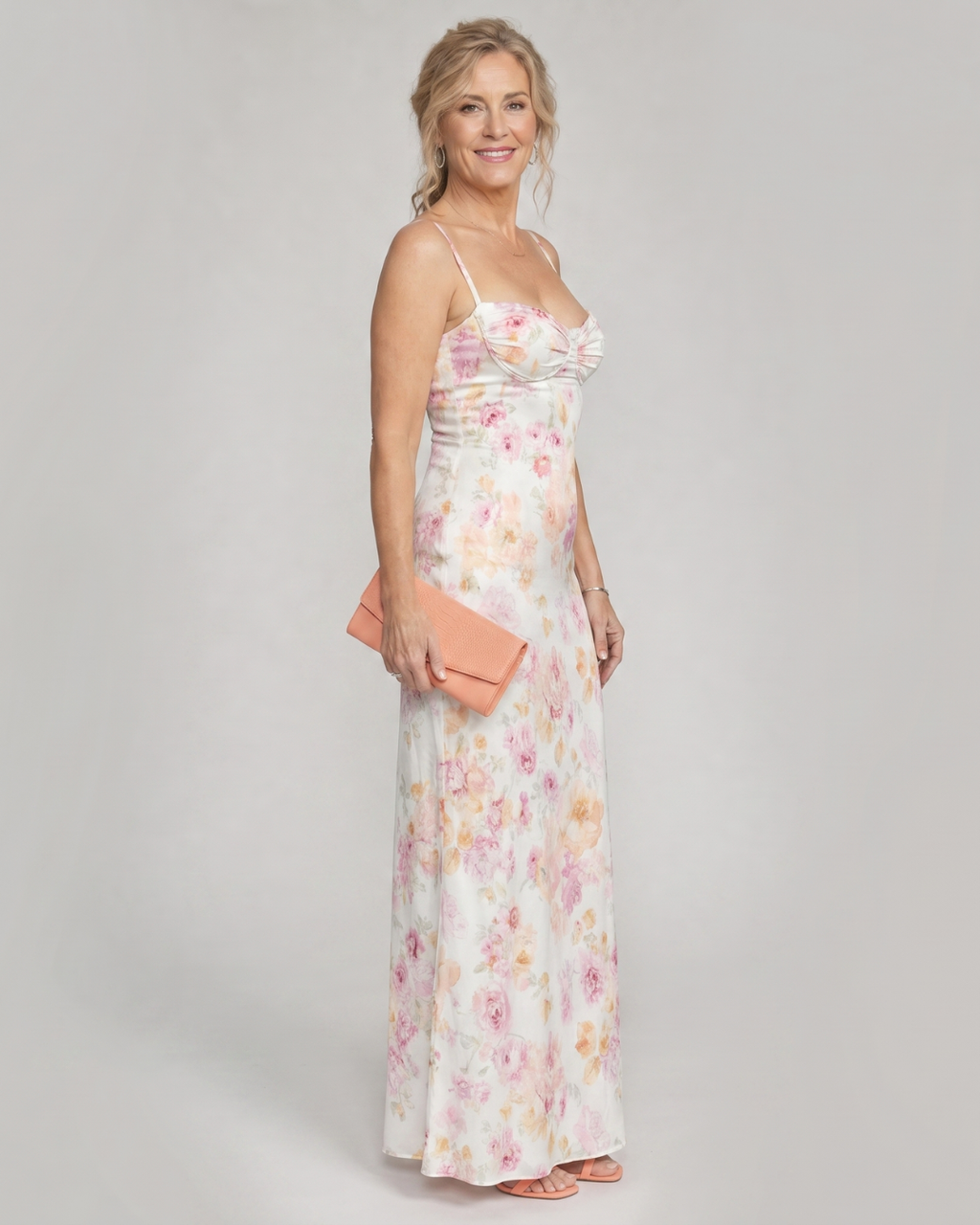 Colia | Robe maxi bodycon à bretelles florales douces