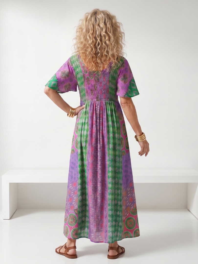 Isia | Robe midi à manches courtes imprimée