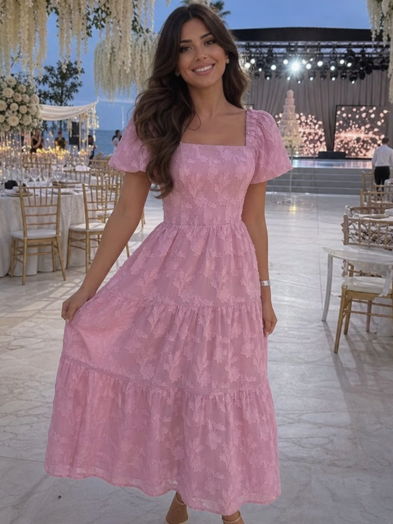 Elaria | Robe midi à manches courtes avec détail floral texturé