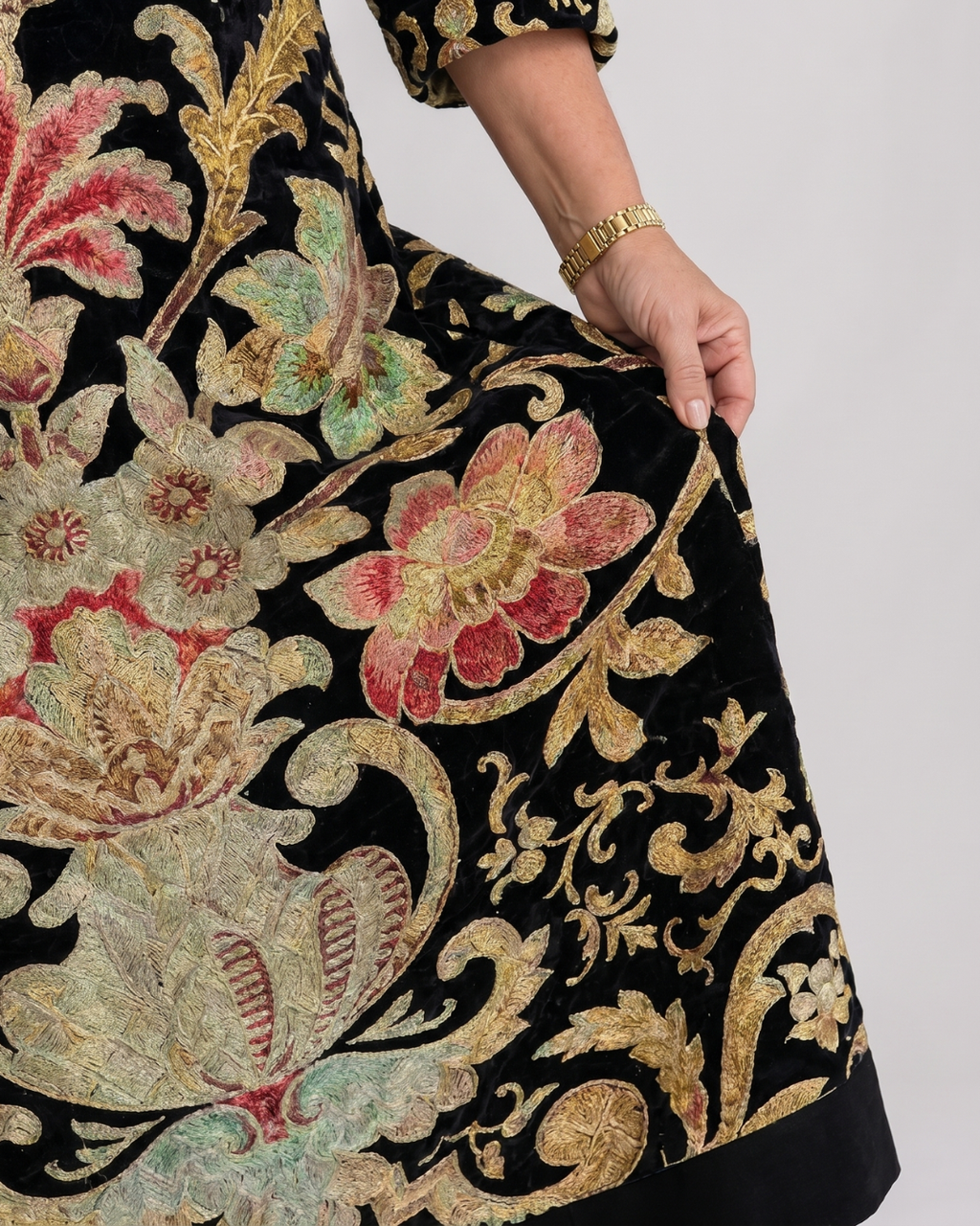 Thymera | Robe midi à détail de poche avec motif vintage vif
