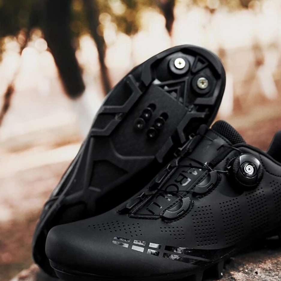 Chaussures de vélo orthopédiques pour le confort et la performance