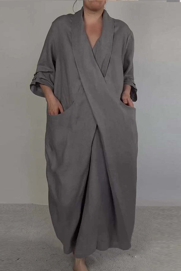 Aiya | Robe minimaliste élégante avec poche et décolleté en V