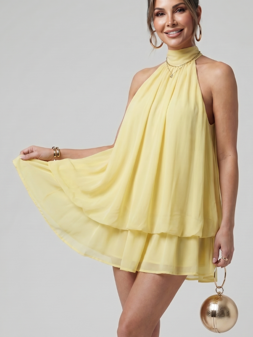 Hadley | Robe Mini à Encolure Haute en Chiffon Superposé avec Ourlet Évasé