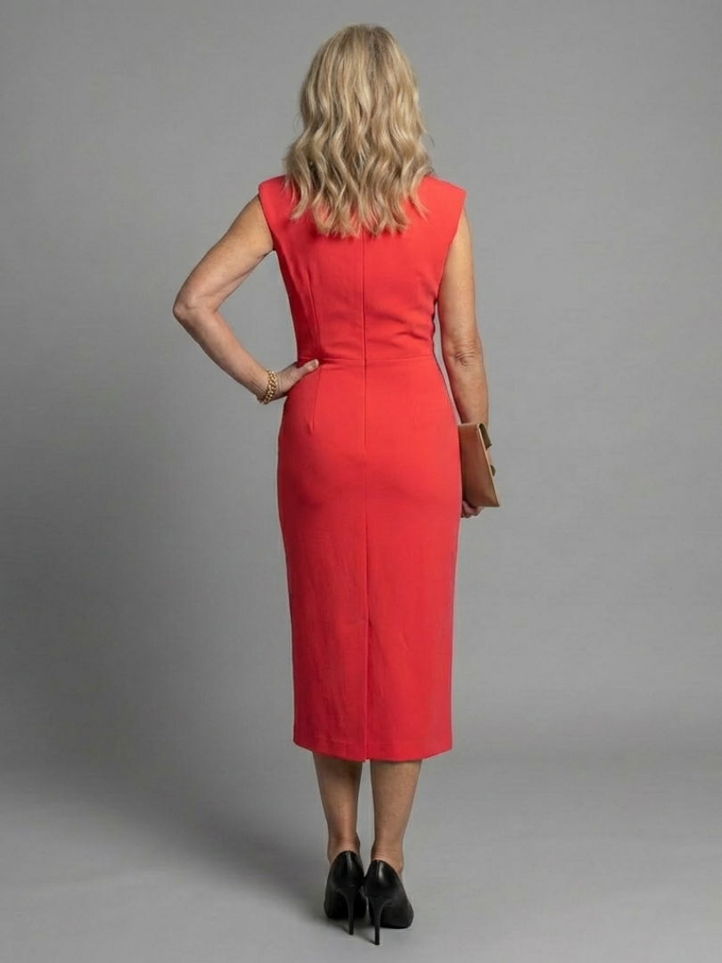 Thessalie | Robe midi structurée sans manches avec fente avant