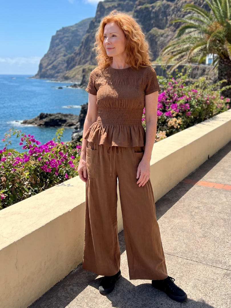 Eirenne | Haut Smocké Détail Peplum Et Ensemble Pantalon Large