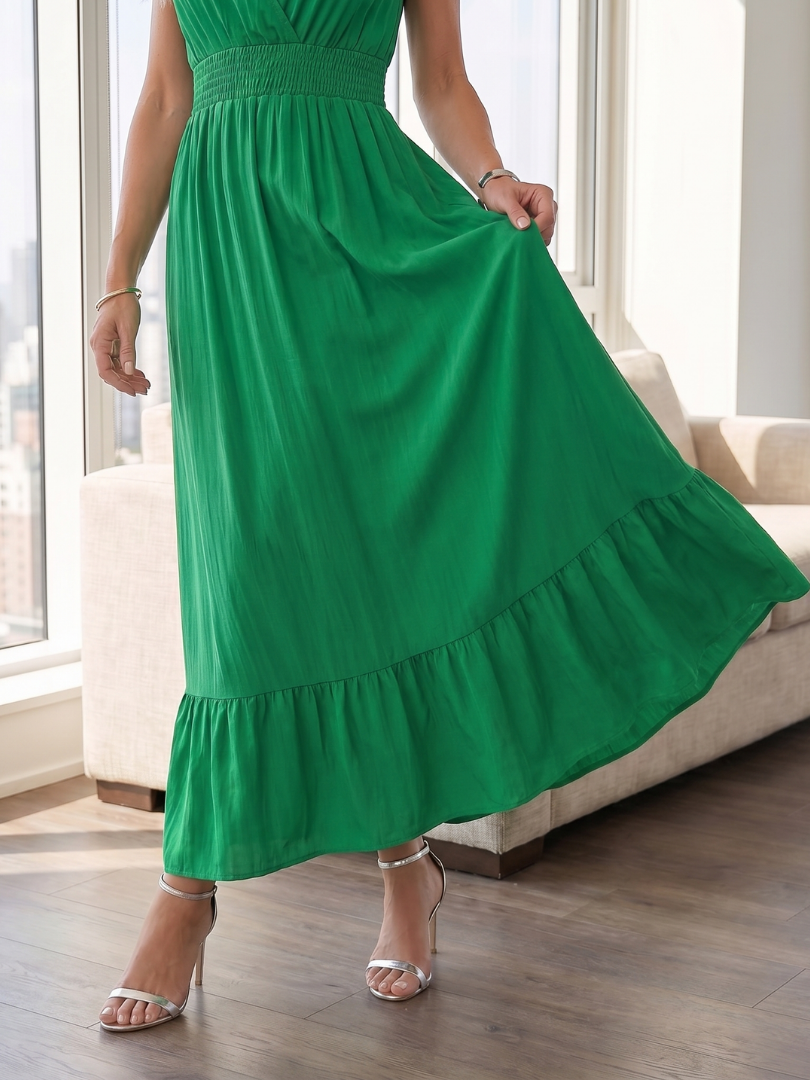 Clove | Robe midi à manches volantées et taille smockée