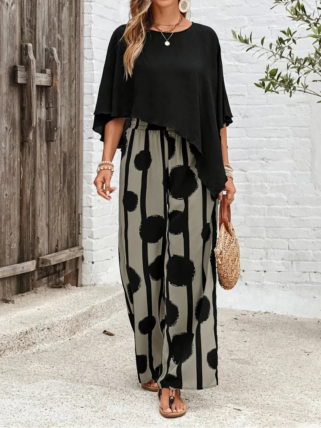 Makayla™ | Haut asymétrique féminin à la mode avec pantalon
