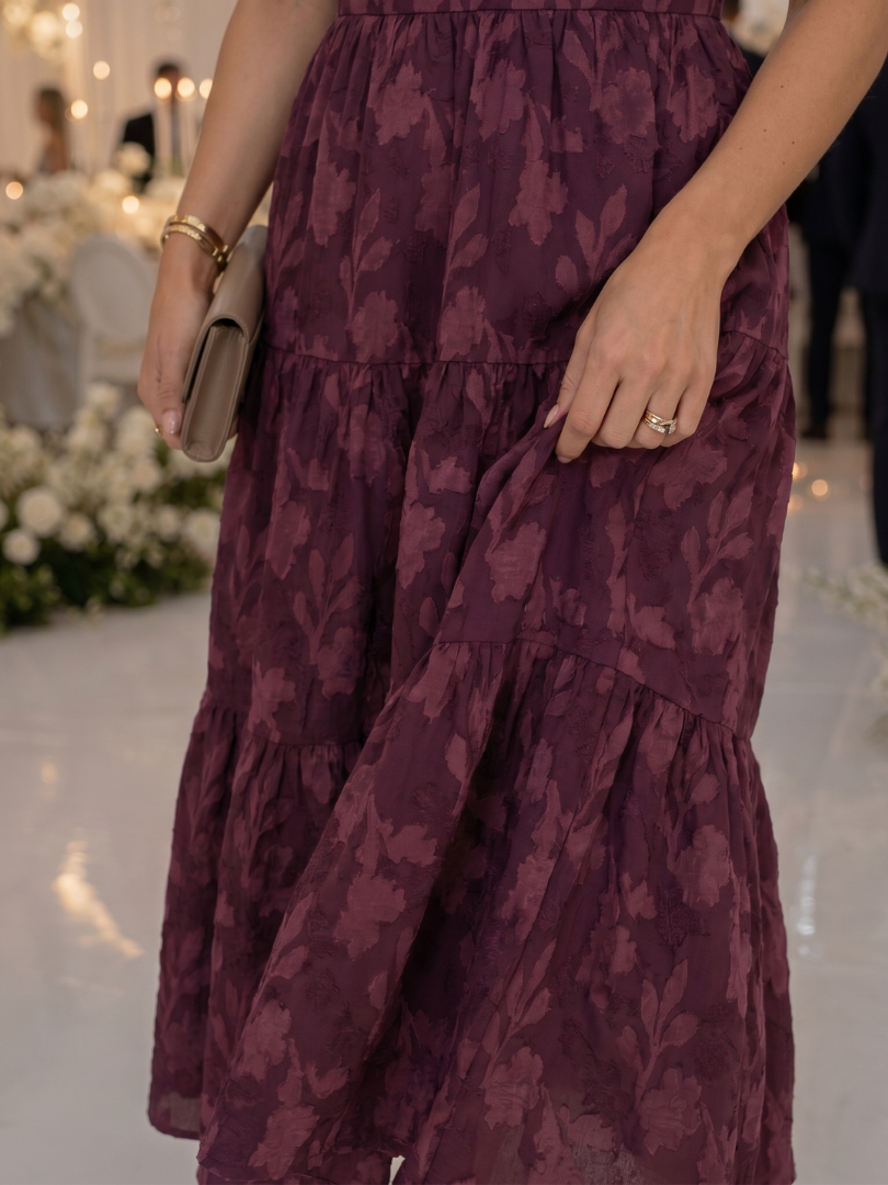 Elaria | Robe Midi à Détails Floraux Texturés à Manches Courtes