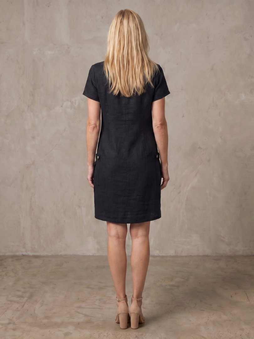 Zulimar | Robe à manches courtes avec détail de poche et col zippé