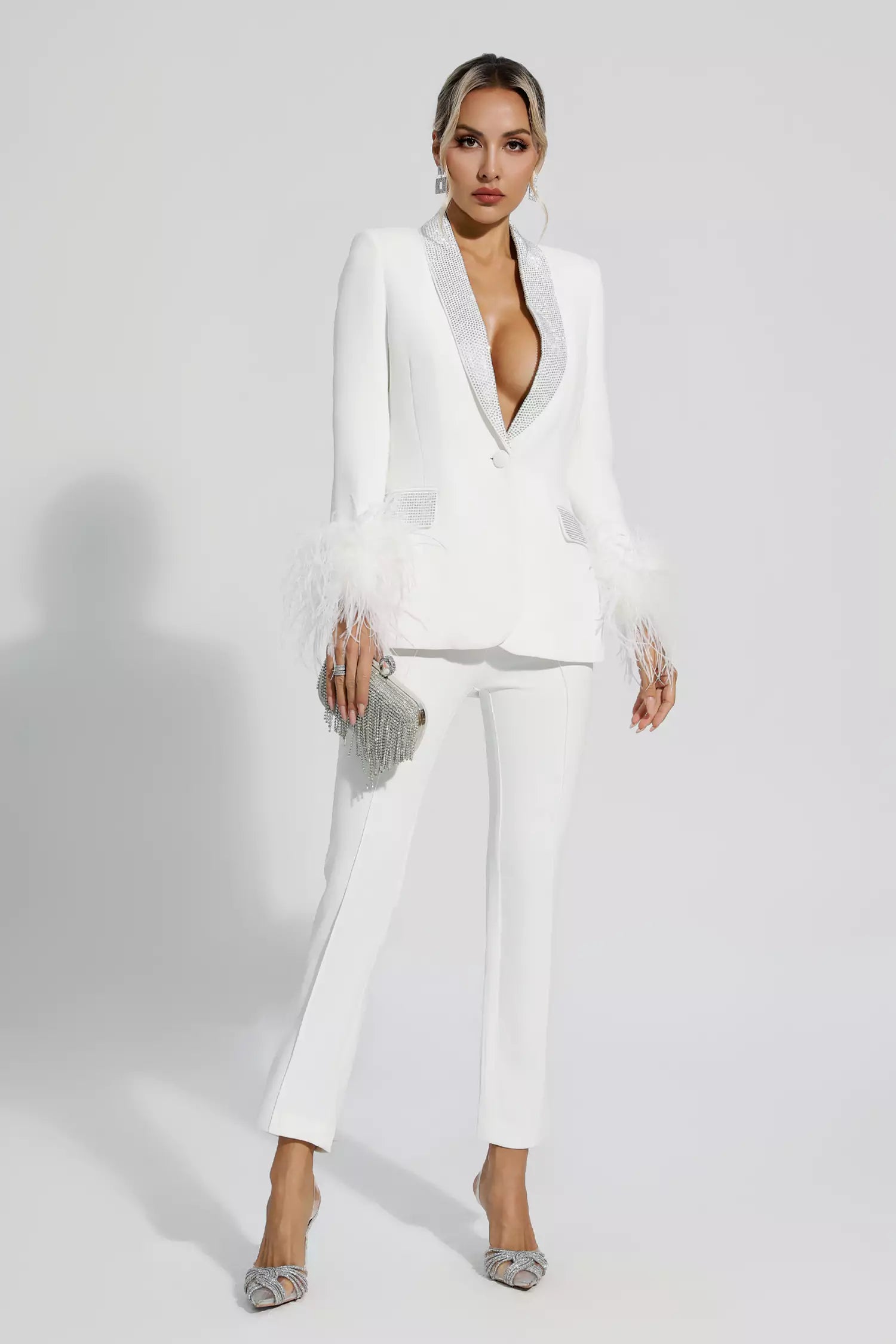 Ensemble blazer avec diamants et accents en plumes