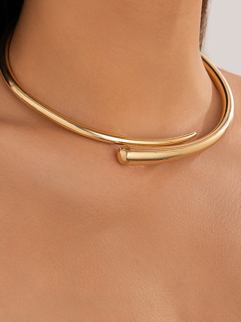 Collier Choker Ouvert en Forme de Goutte d'Eau Doré