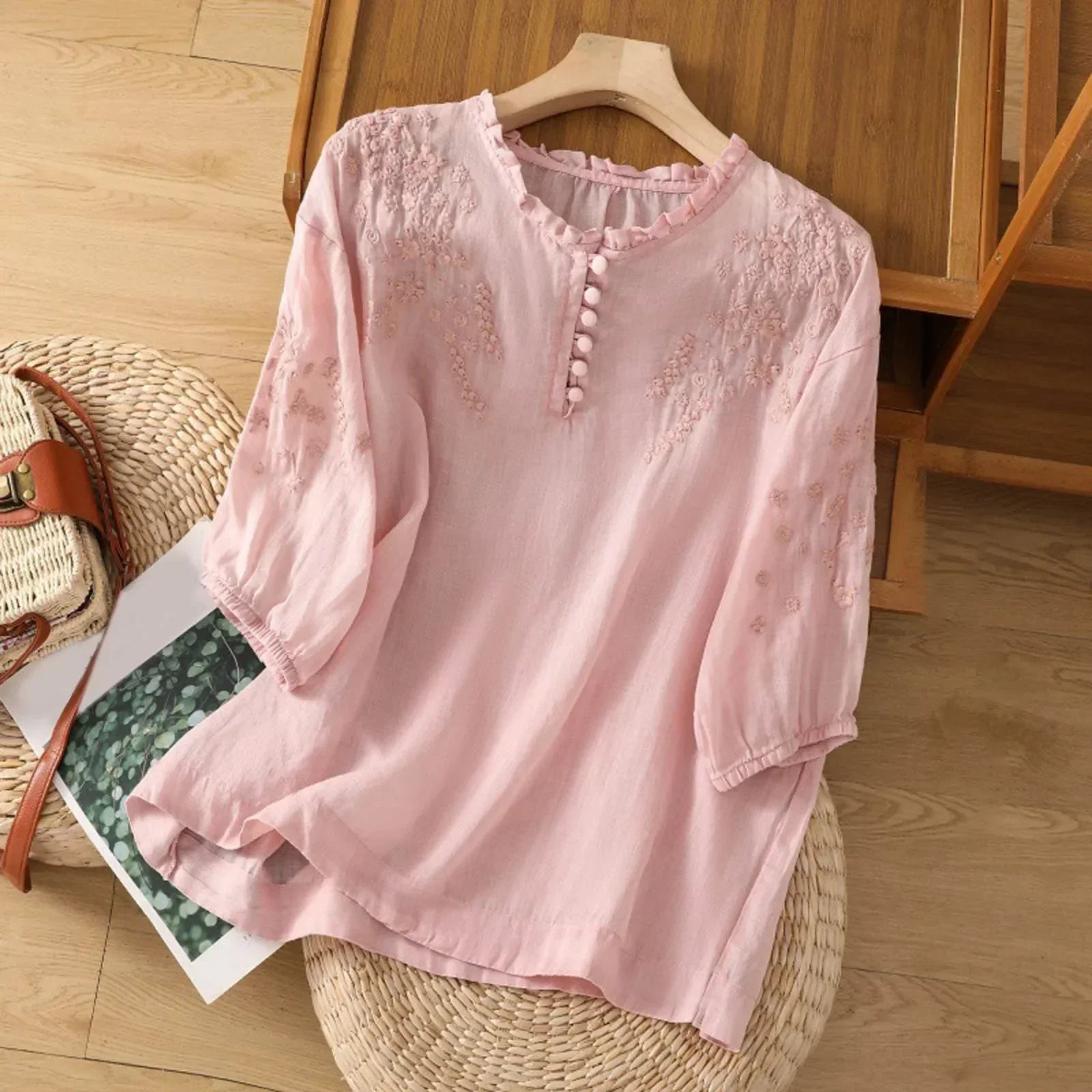 Blouse Femme à Volants avec Motif Floral | Boutons Décoratifs & Confort Aéré