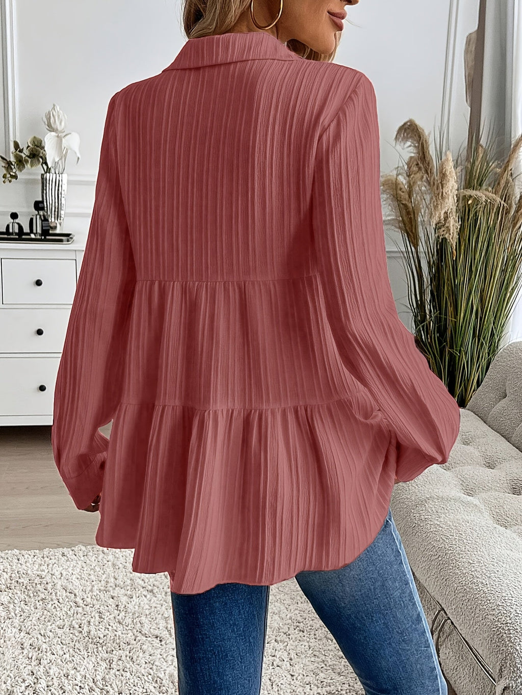 Blouse Femme | Élégante Cintrée avec Jupe à Volants & Boutonnière