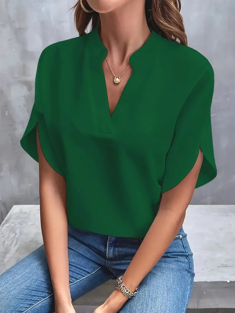 Blouse Femme Col V | Tissu Fluide & Look Élégant