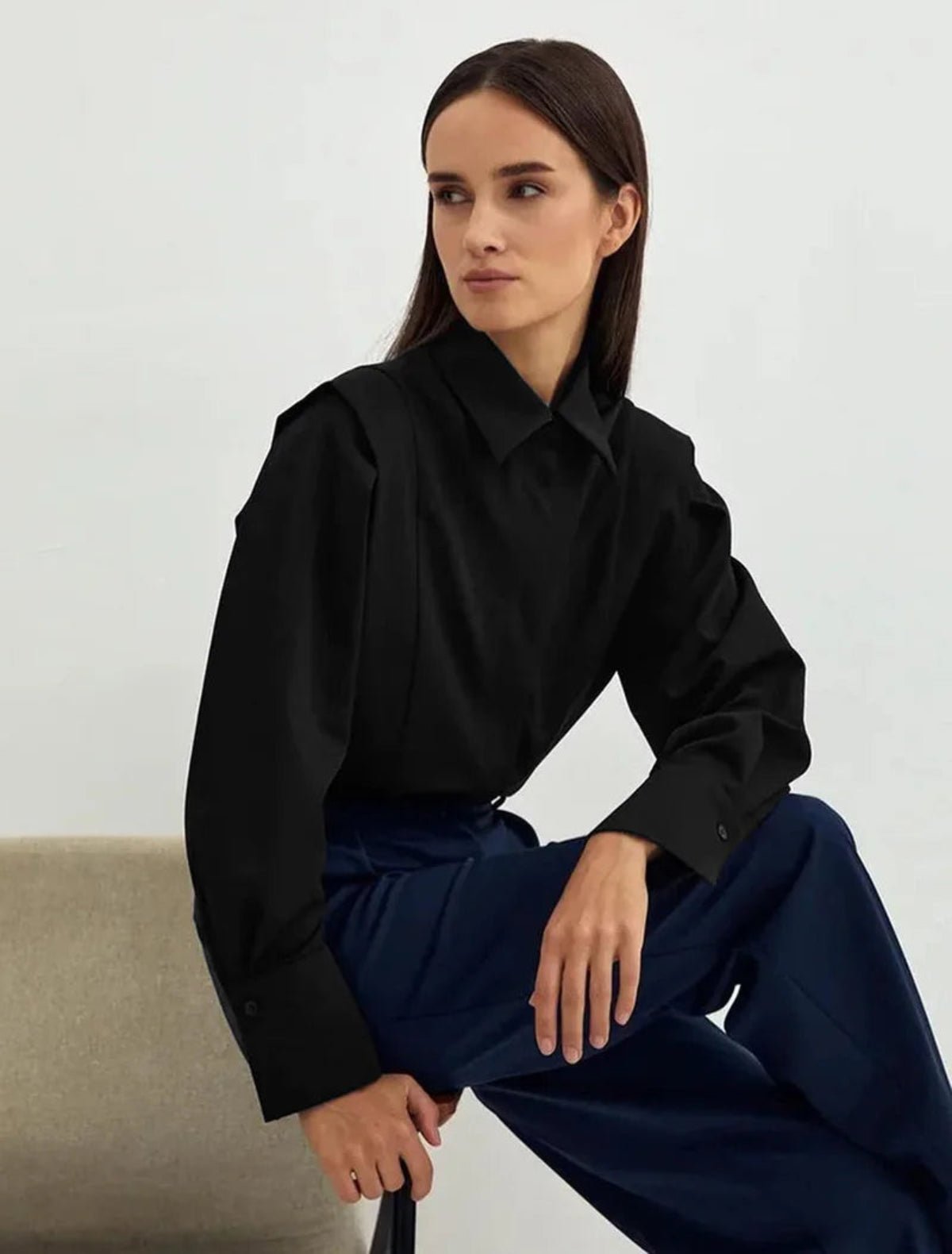 Chemise Carrée à Col Boutonné