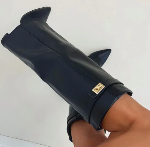 Bottes hautes Sovana avec rabat – bottes pour femmes intemporelles avec talon bloc et doublure douce