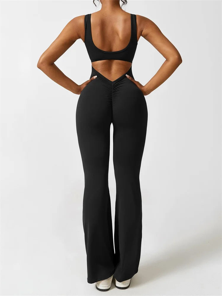 Jumpsuit sans manches avec dos découpé et jambes évasées