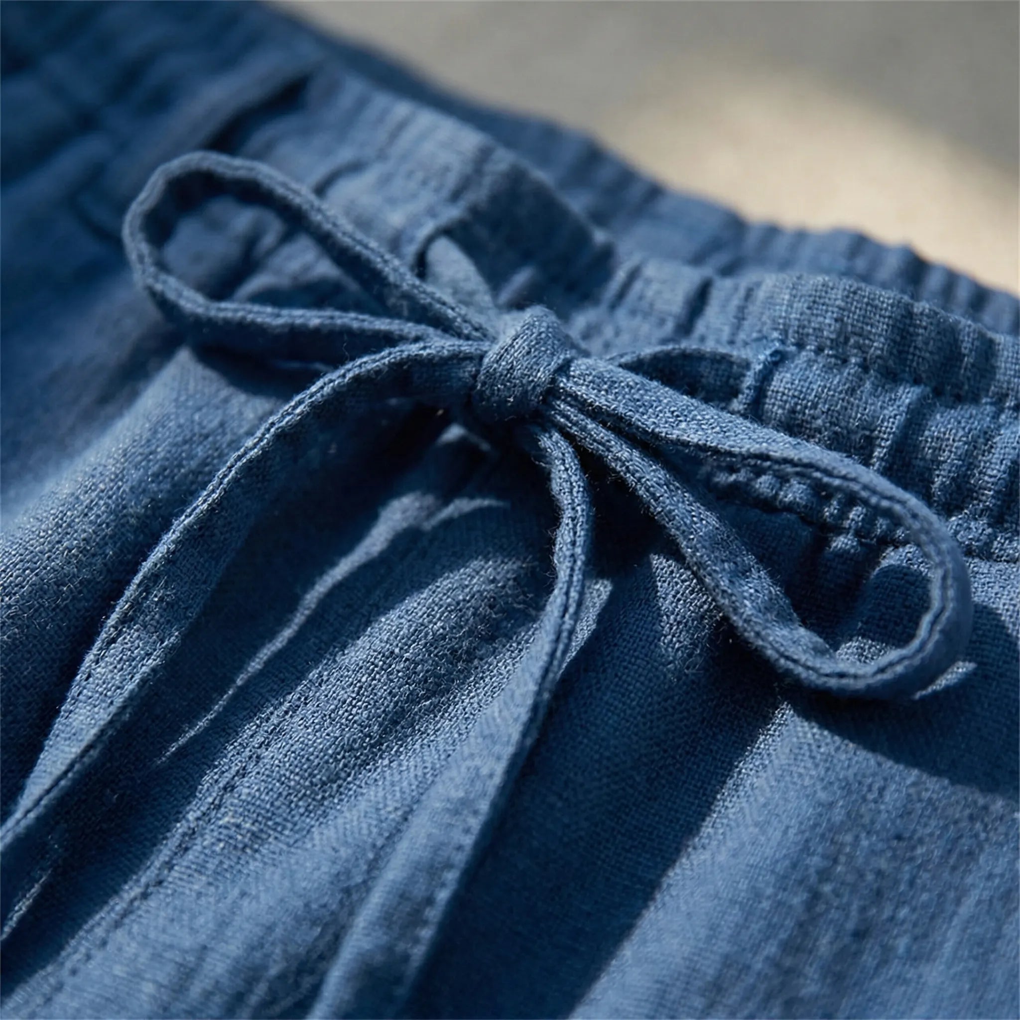Pantalon Femme | Jambes larges & Ceinture à nouer pour un ajustement confortable