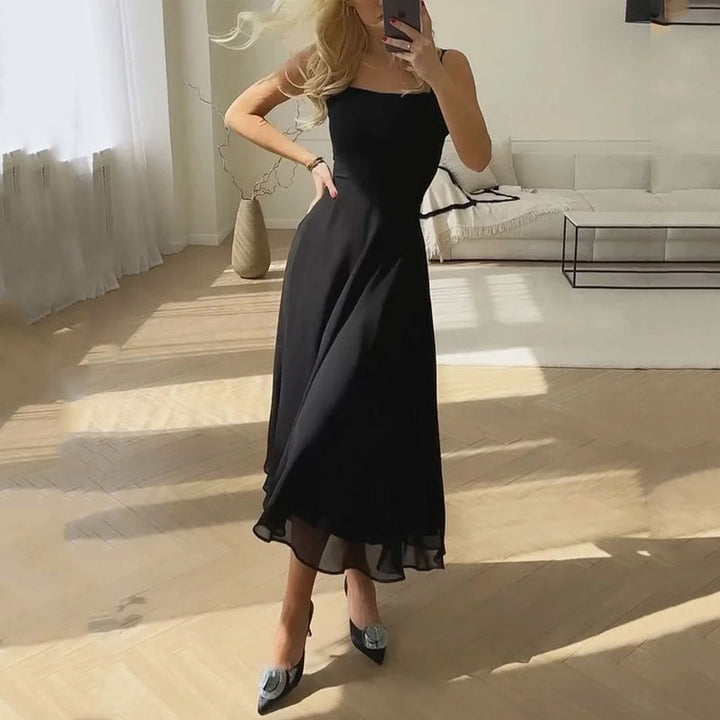 Mode féminine, élégante, sans manches, robes unies