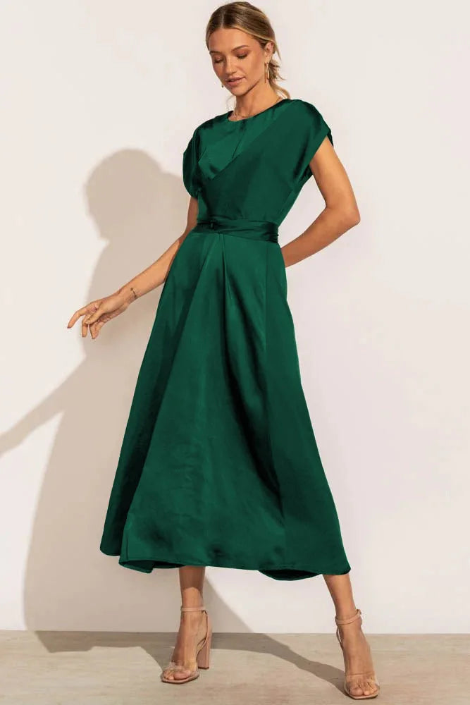 Robe de Mariée Midi en Satin Élégant pour Femmes - Evangeline
