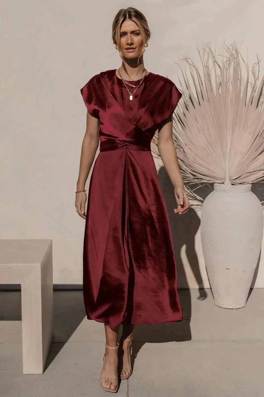 Robe de Mariée Midi en Satin Élégant pour Femmes - Evangeline