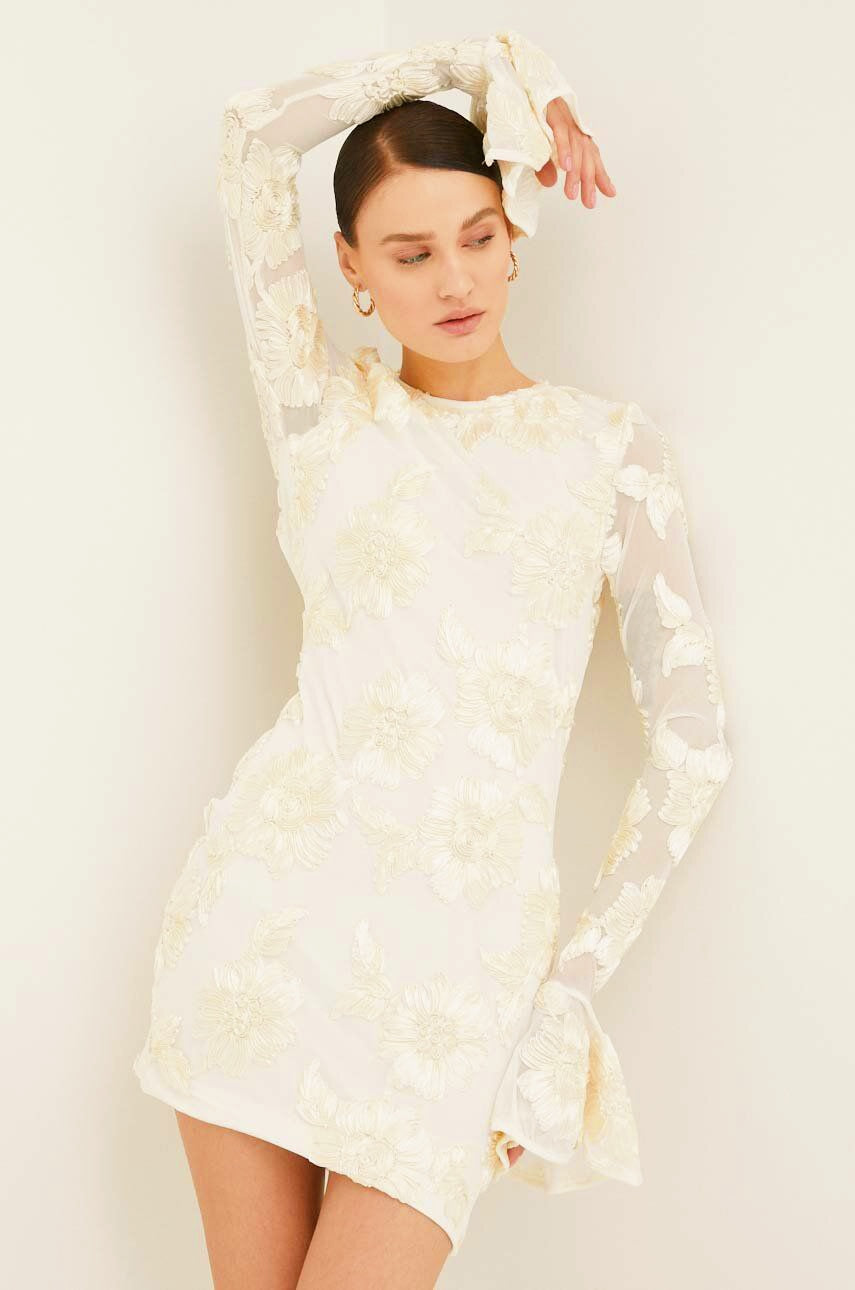 Robe Mini d'Été pour Femmes avec Broderie Florale - Isabella
