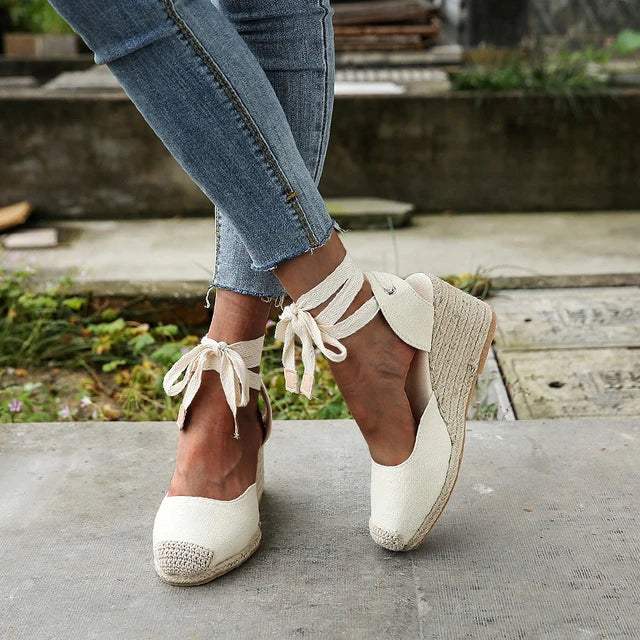 Sandales pour femmes à talons hauts et pointues